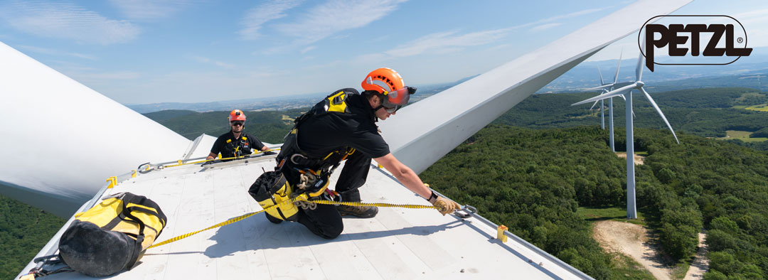 wind-solutions-maintenance-operations-of-windmills-france-park-eolien-de-marsanne-use-only-with-petzl-logo-and-2019-petzl-distribution-vuedici_855_20_hd_al